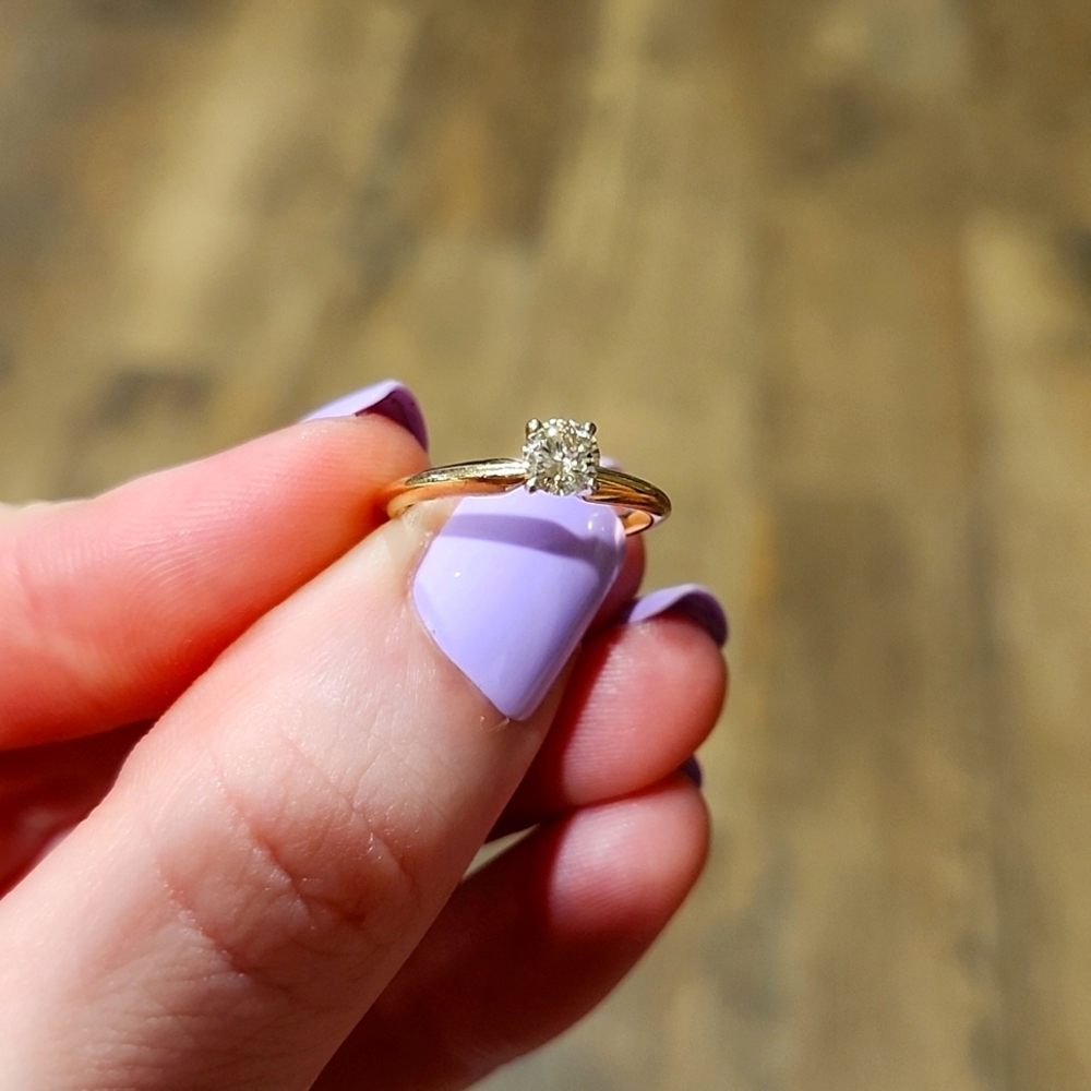 Diamond ring.